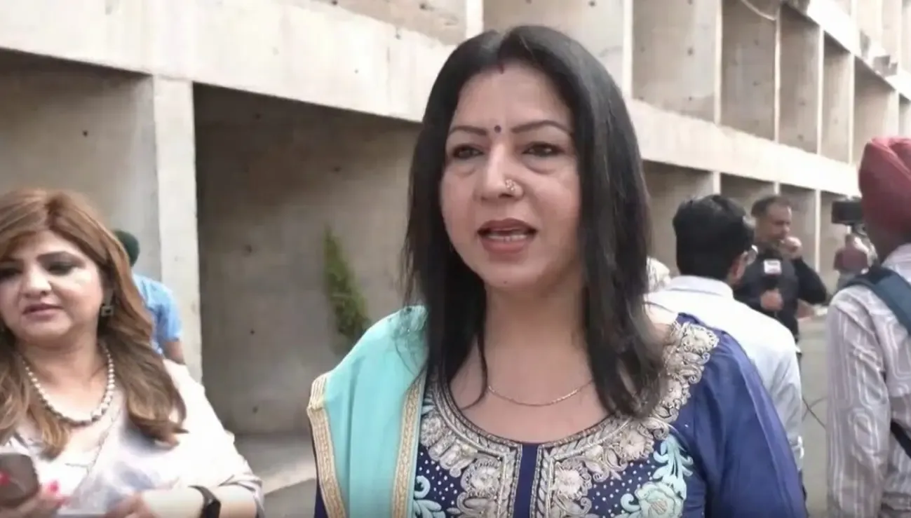 पंजाब बजट: महिलाओं के लिए 1,000 रुपए की योजना पर खुशी और विपक्ष की चिंताएं