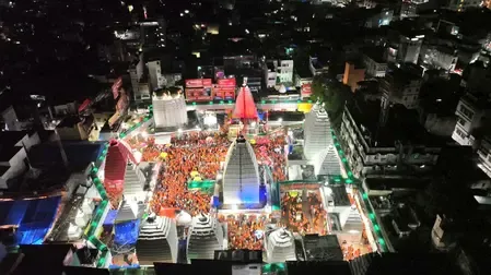 सावन की दूसरा सोमवार : 'बाबा धाम' में भक्तों की 10 किमी लंबी कतार, 3 लाख श्रद्धालु करेंगे जलार्पण