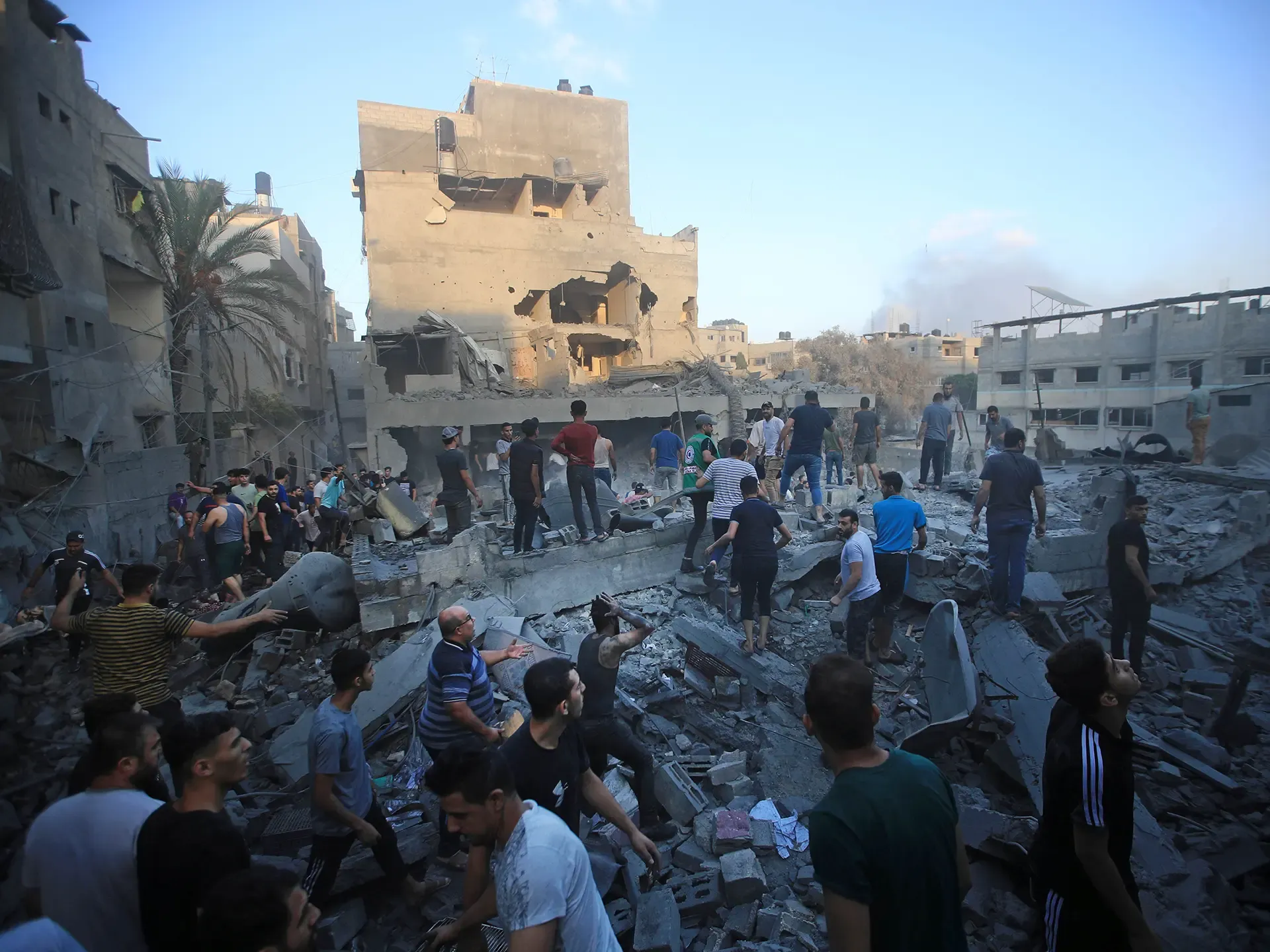 11 Lives Lost, 83 Injured in Israeli Fire in Lebanon