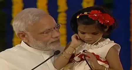 11 साल में जन आंदोलन बना 'बेटी बचाओ-बेटी पढ़ाओ', पीएम मोदी के 'गुजरात मॉडल' से बदली बेटियों की शिक्षा की तस्वीर