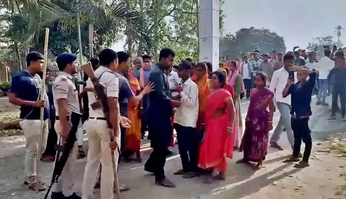 Clash in Bihar's Katihar Leaves 12 Injured, Including Police