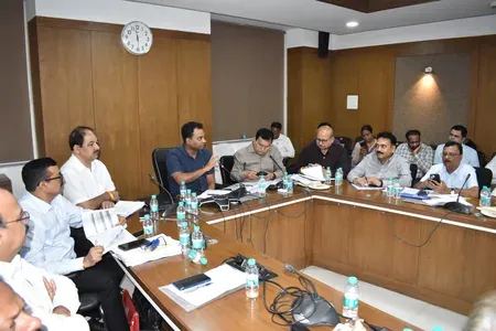 अमृत 2.0: 15 दिन में प्रगति नहीं तो ब्लैकलिस्ट होंगे संविदाकार — आयुक्त संकेत भोंडवे का सख्त निर्देश