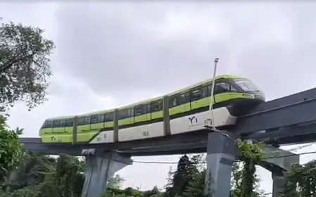 What Happened to the 17 Passengers Stranded on the Mumbai Monorail?
