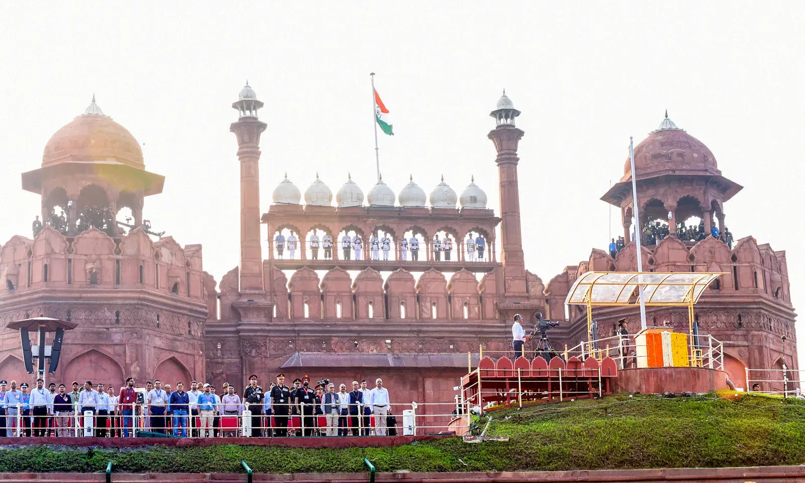 15 अगस्त: भारत समेत 4 और देश मनाते हैं आज़ादी का जश्न — लिकटेंस्टीन से बहरीन तक की कहानी
