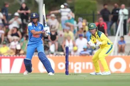 Australia's Bowling Dominates as India Falls to 214 in 1st ODI