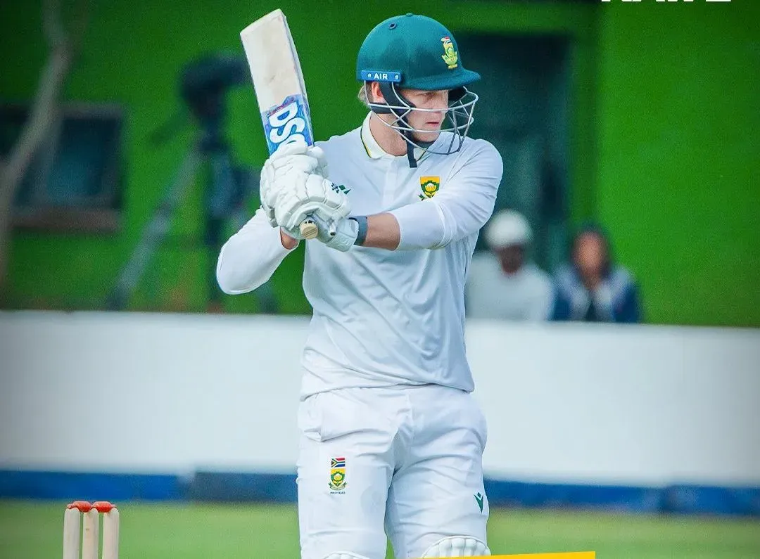 How Did Pretorius and Bosch Achieve Their Maiden Tons on Day 1?