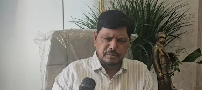 ₹2,000 से अधिक UPI चार्ज पर NDA नेताओं का समर्थन, राहुल गांधी पर गुमराह करने का आरोप