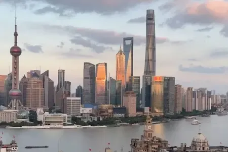 ली छ्यांग की अध्यक्षता में महत्वपूर्ण बैठक, व्यापार, रियल एस्टेट और क्रेडिट सुधार पर गहन चर्चा