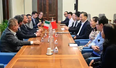 सीएमजी डॉक्यूमेंट्री 'वॉकिंग इन टस्कनी' इटली में लॉन्च