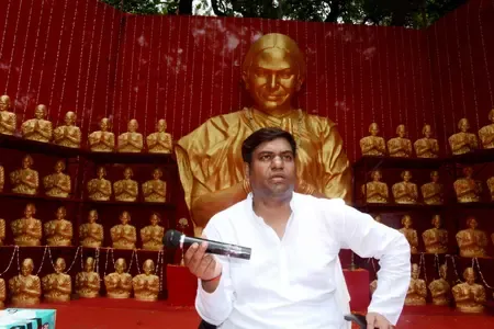 क्या पटना में वीआईपी पार्टी 'फूलन देवी की शहादत दिवस' पर श्रद्धांजलि सभा आयोजित कर रही है?