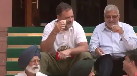 204 पूर्व अधिकारियों ने लिखा खुला पत्र; संसद में राहुल गांधी के व्यवहार पर सवाल उठाए, माफी की मांग