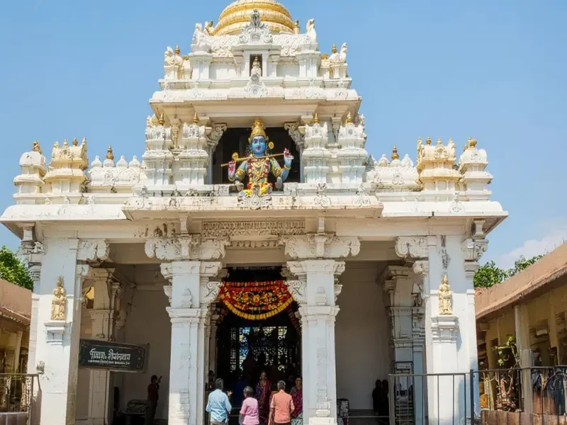 क्या उडुपी श्रीकृष्ण मंदिर में भक्त के आंसू देख भगवान ने तोड़ी थी दीवार?