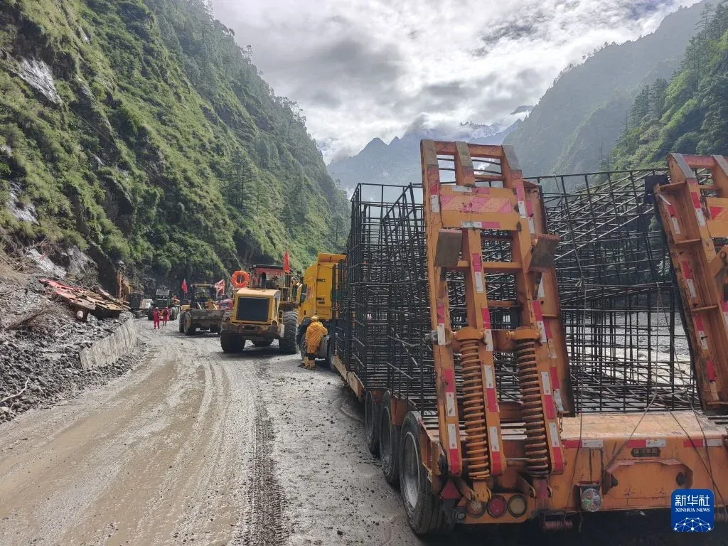 चीलोंग काउंटी भूस्खलन: 2,141 बचावकर्मी तैनात, 16 मृत और 546 लापता