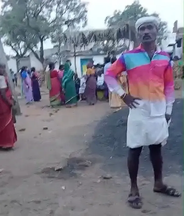 Violent Water Dispute Leads to 24 Injuries in Gadag, Karnataka