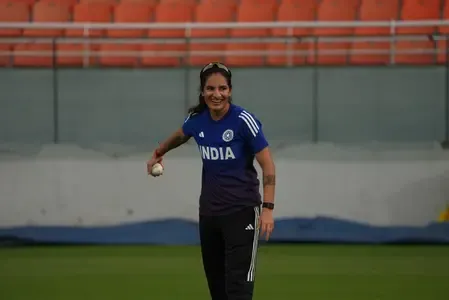 Will Renuka and Arundhati Boost India's Chances in 2nd ODI Against Australia?