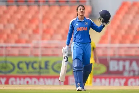 2nd ODI: Smriti, bowlers star as India thrash Australia by 102 runs, level series 1–1 (Lead)