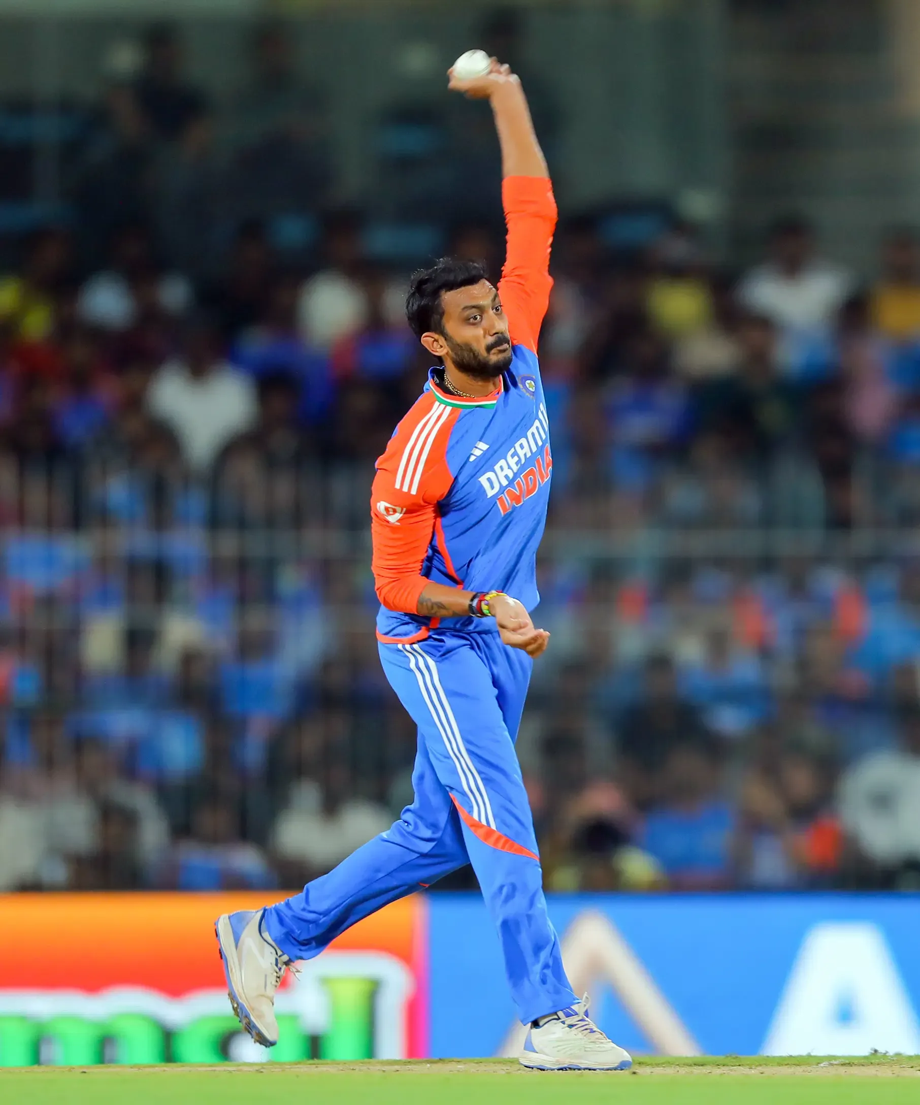 2nd T20I: Axar and Varun Claim Two Wickets Each as England Sets India a Target of 166