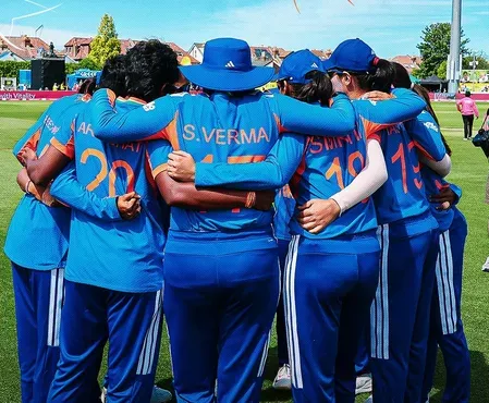 England level Women's T20I series 1-1 as India collapse by 26 runs in Bristol