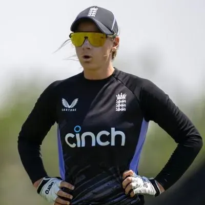 Danni Wyatt-Hodge returns from maternity leave to 'smash Indian bowlers' in Bristol T20I