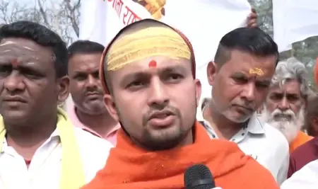 40 दिन के अल्टीमेटम के बाद अब है धर्मयुद्ध की बारी, लखनऊ से होगा शंखनाद: मुकुंदानंद