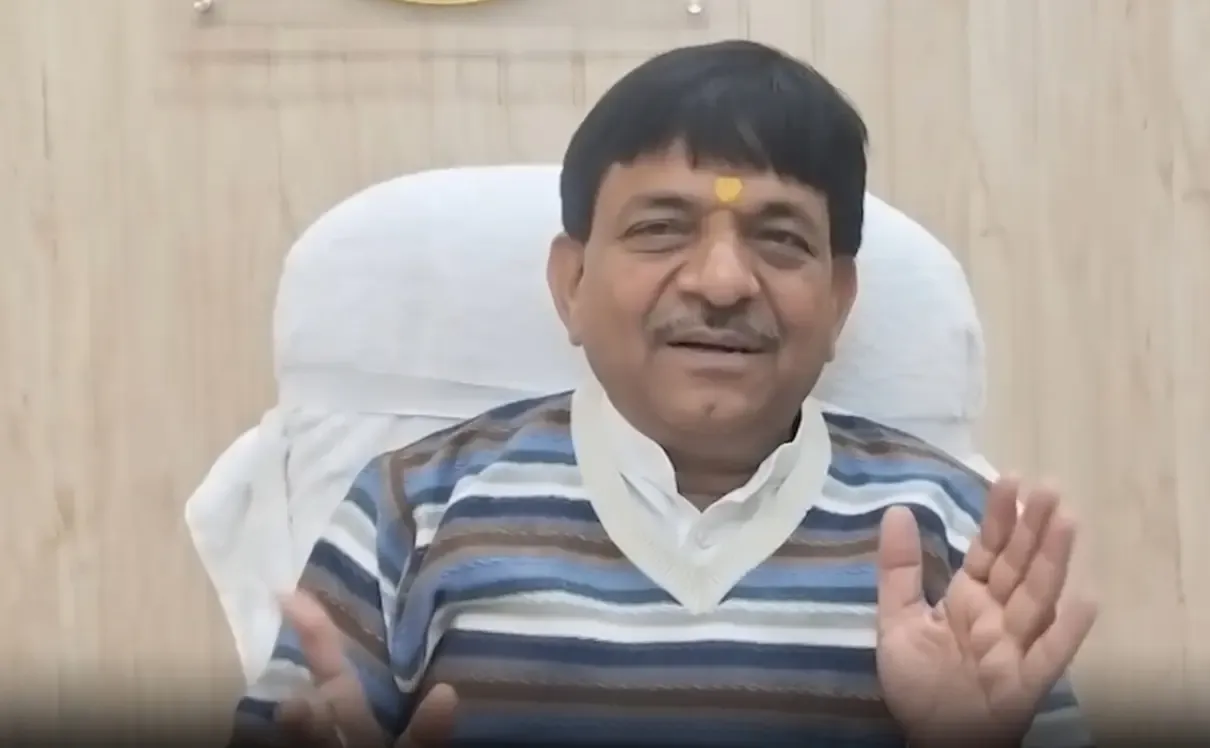 क्या यूपी की महिलाएं 40 हजार नहीं, 4 लाख के लालच में भी सपा को वोट देंगी?: कपिल देव अग्रवाल