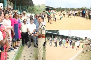 Hyderabad Welcomes 44 Transgender Traffic Assistants