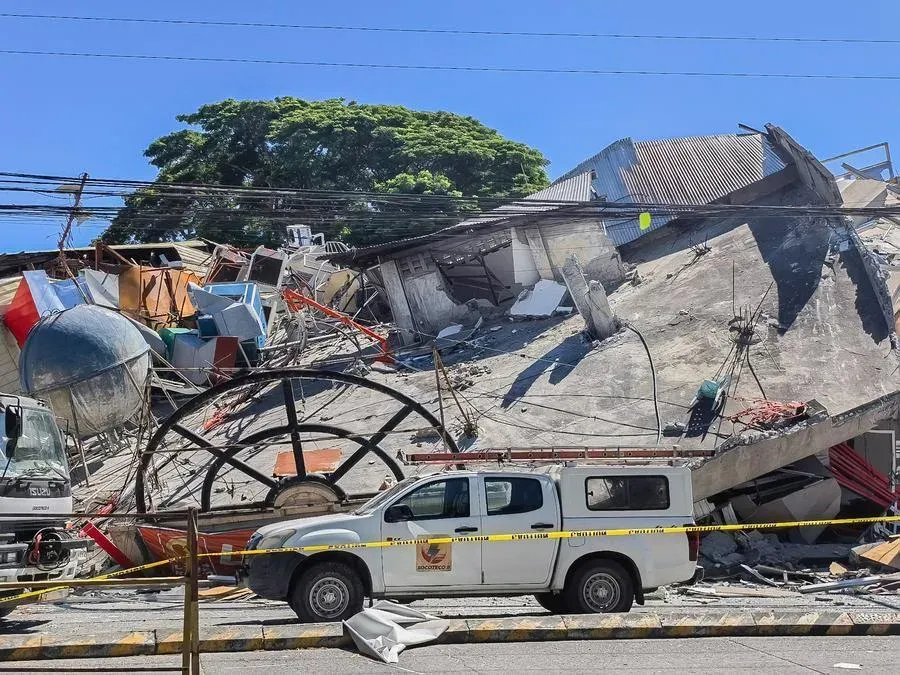 Philippines earthquake: 47 killed, 346,000 affected as magnitude 7.8 quake hits Mindanao