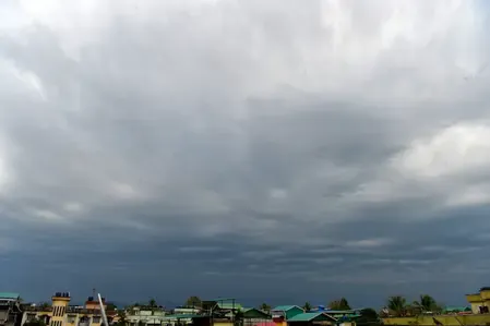 4 अप्रैल को फिर बदलेगा मौसम, आंधी-बारिश के साथ तापमान में गिरावट, ग्रेटर नोएडा में एक्यूआई रेड जोन में