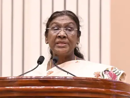 500 साल से ज्यादा पुराना कुब्जा मंदिर है खास, राधा संग नहीं कुब्जा संग विराजमान हैं श्रीकृष्ण