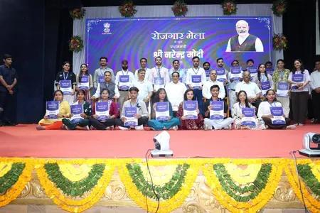 19वें रोजगार मेले में 51,000 से अधिक युवाओं को नियुक्ति पत्र, वडोदरा में सीआर पाटिल रहे मौजूद