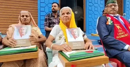 54 साल बाद बांग्लादेश को आई याद, शहीदों को दिया गार्ड ऑफ ऑनर सम्मान 