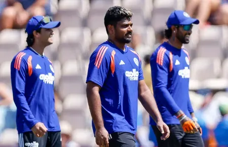 India elect to bowl in 5th T20I vs England; Samson, Shedge return