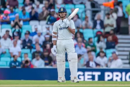 What Happened in the 5th Test as Bad Light Ends Play Early?