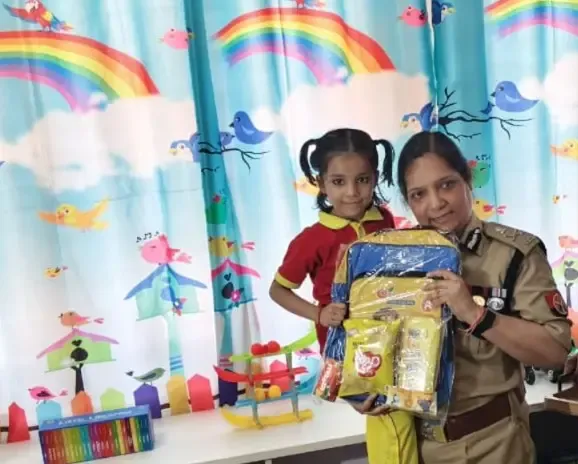 क्या महिला पुलिसकर्मियों के बच्चों के लिए थाना सेक्टर-63 परिसर में आधुनिक क्रेच का शुभारंभ हुआ?