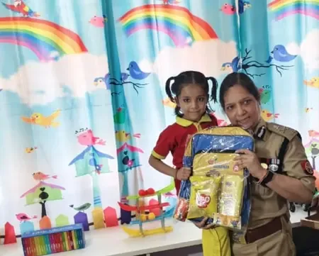 क्या महिला पुलिसकर्मियों के बच्चों के लिए थाना सेक्टर-63 परिसर में आधुनिक क्रेच का शुभारंभ हुआ?