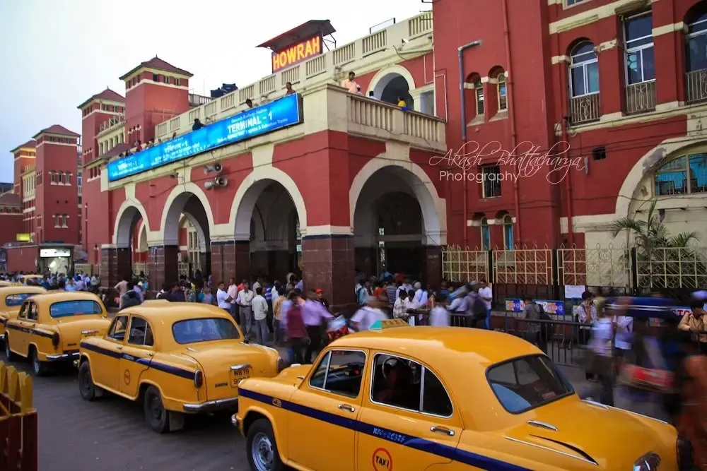 More than 64% of Kolkata's Iconic Yellow Taxis to Be Retired by March 2025