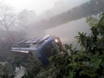 Six Injured in Bihar Bus Accident as Vehicle Plunges into Ditch