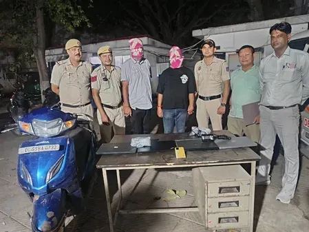 नई दिल्ली पुलिस ने 72 घंटे में लैपटॉप धोखाधड़ी का भंडाफोड़ किया, दो आरोपी गिरफ्तार, चारों लैपटॉप बरामद