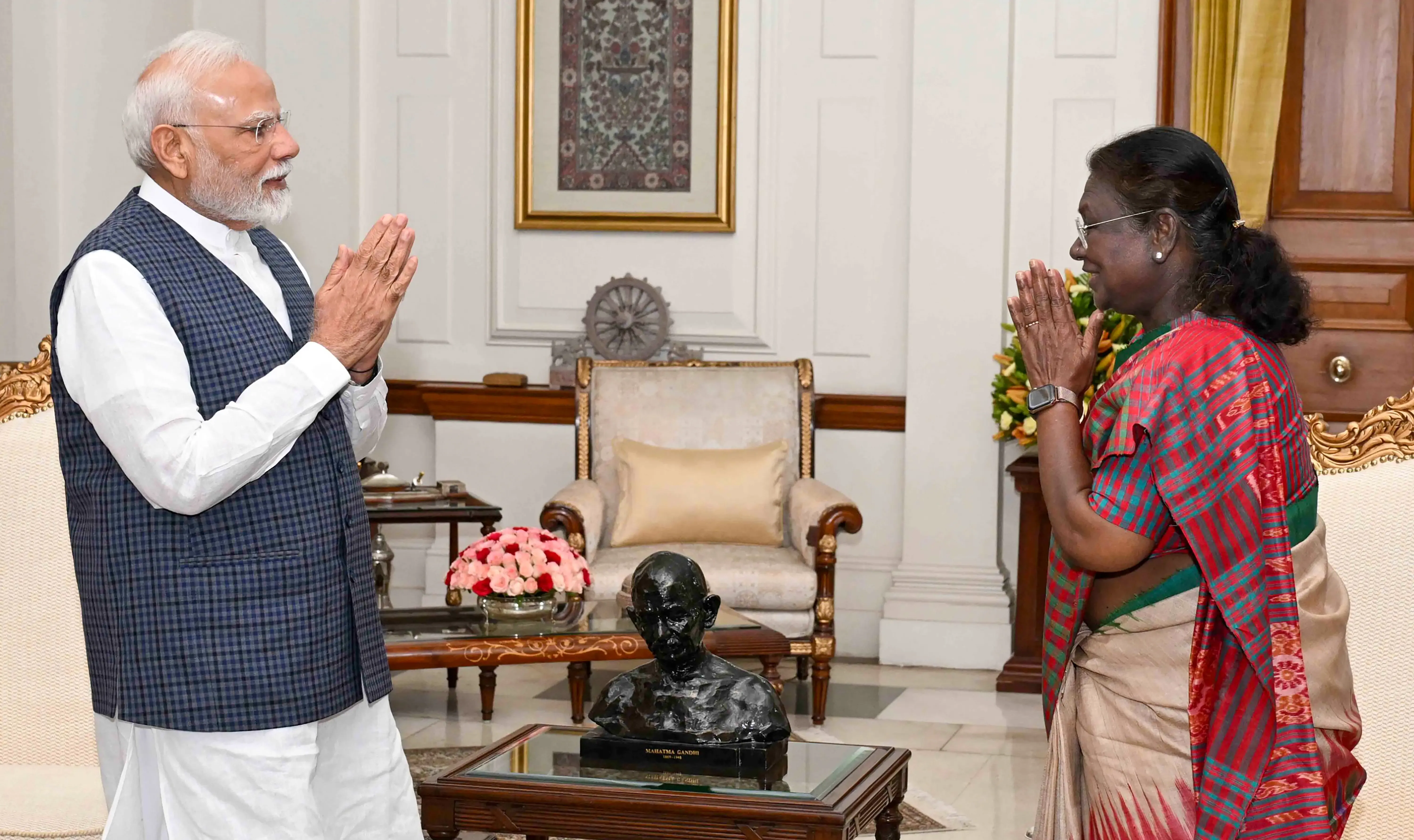 क्या पीएम मोदी के 75वें जन्मदिन पर राष्ट्रपति और उपराष्ट्रपति ने उन्हें शुभकामनाएं दीं?