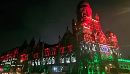 79वां स्वतंत्रता दिवस : मुंबई से बनारस तक तिरंगे की रोशनी से जगमगाए ऐतिहासिक स्थल