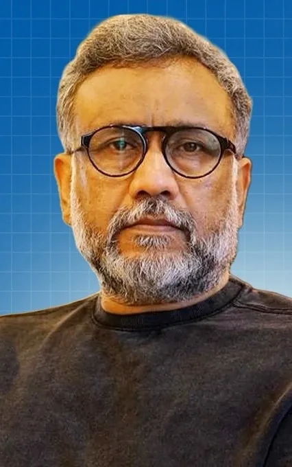 What Does Anubhav Sinha Say About the Irreparable Loss of Rishi Kapoor on the 7th Anniversary of ‘Mulk’?