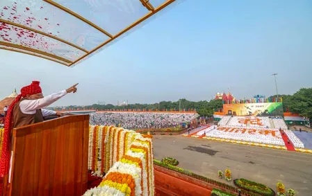 80वें स्वतंत्रता दिवस पर पीएम मोदी ने चुनी लाल पगड़ी : 'वंदे मातरम' से की भाषण की शुरुआत, 'नारी शक्ति' पर किया समापन