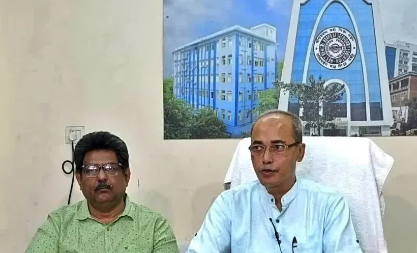 What Percentage of Students Passed the West Bengal Board of Secondary Education's Examination?