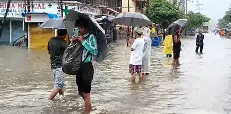 What Are the Consequences of Heavy Rainfall in Maharashtra?