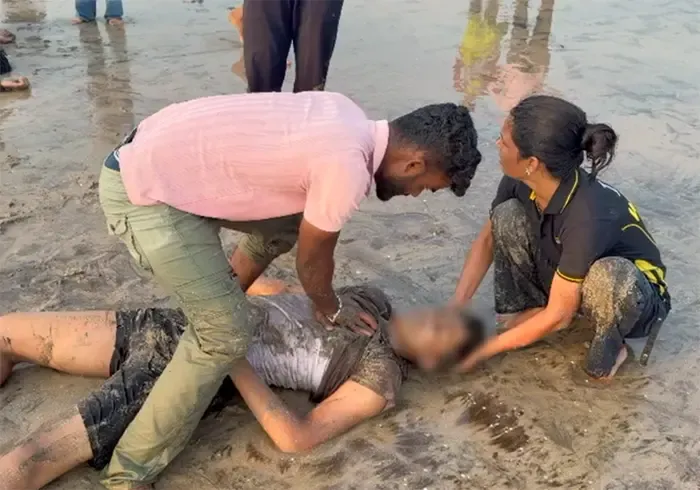 8 Pune students drown at Diveagar beach, Raigad in Arabian Sea tragedy