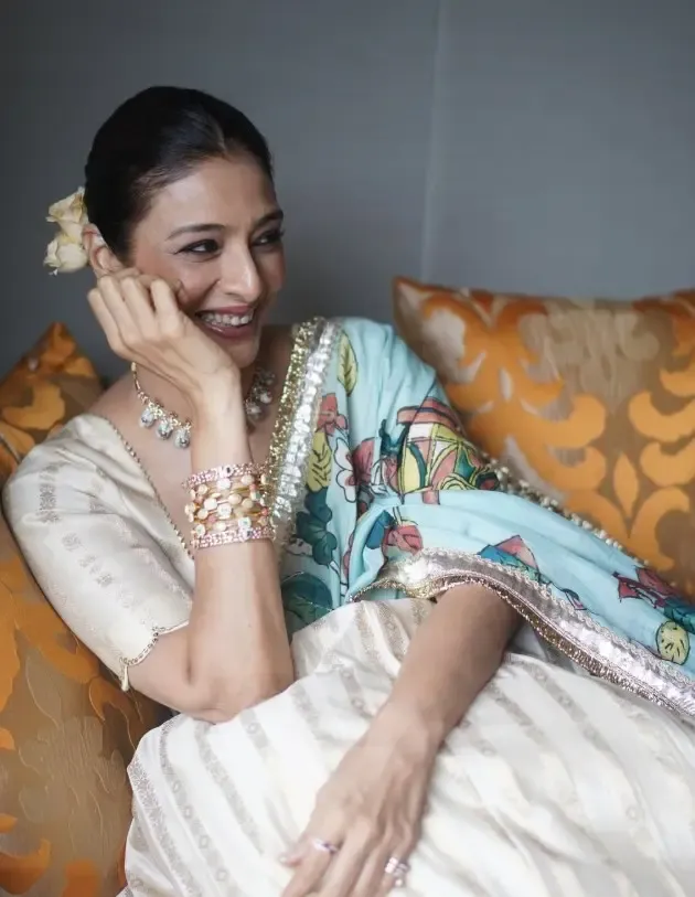 क्या आठ साल के लंबे इंतजार के बाद तब्बू ने दर्शकों को अपना दीवाना बना दिया?