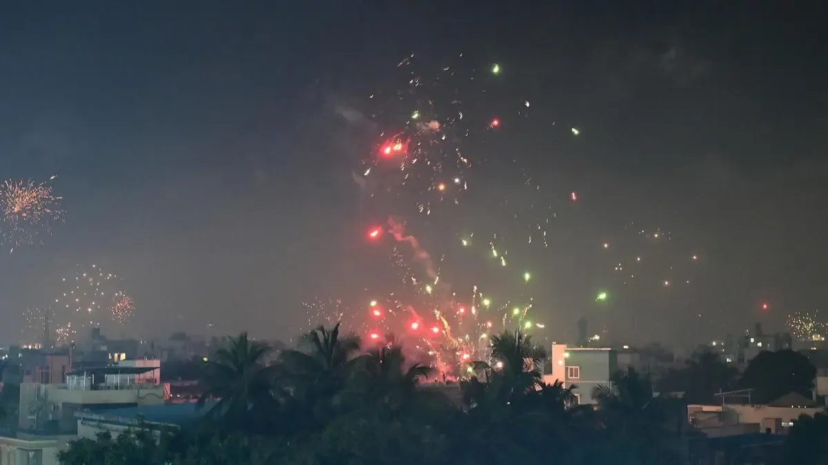 What Caused the Surge of 908 Firecracker Injuries in TN During Diwali?