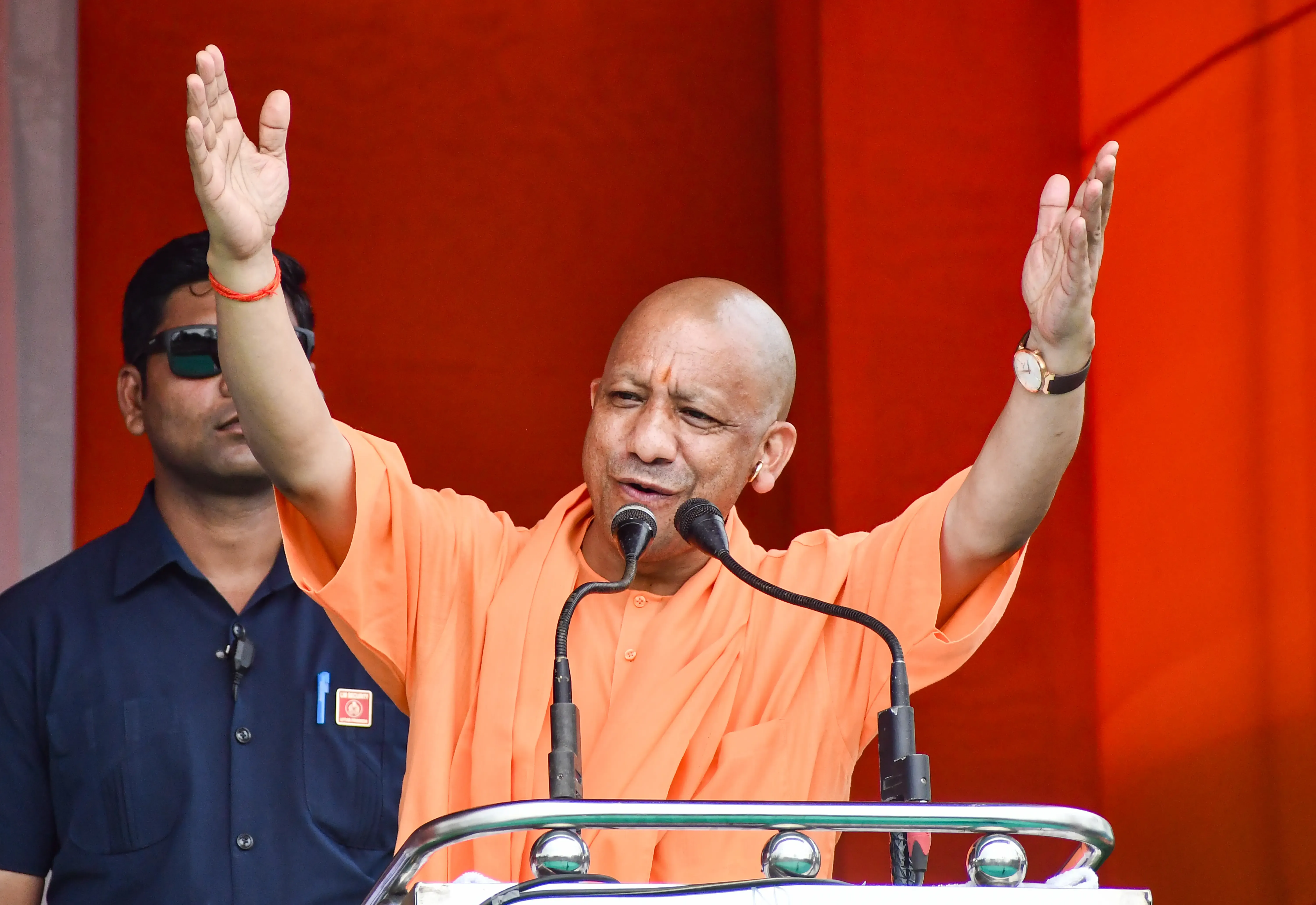 योगी सरकार के 9 साल: UP में 9 लाख सरकारी नौकरियाँ, ₹50 लाख करोड़ निवेश प्रस्ताव और 3 करोड़ MSME रोजगार