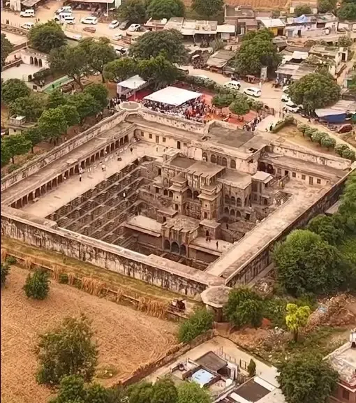 9वीं शताब्दी का चांद बावड़ी: राजस्थान की अद्भुत सीढ़ीदार बावड़ी, 'प्रसन्नता की देवी' को समर्पित