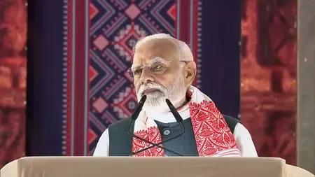 कांग्रेस ने घुसपैठियों को जमीनें दी, अवैध कब्जों को संरक्षण दिया : पीएम मोदी